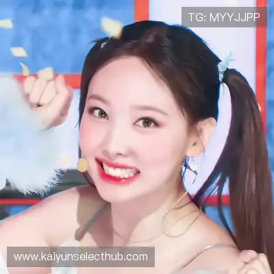 蓬盈晓
